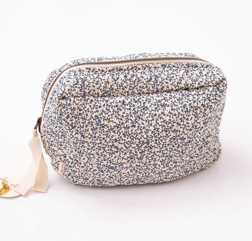 The Daily Drop Portable Travel Cosmetic Storage Bag