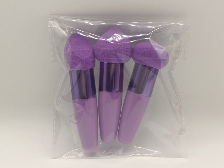 The Daily Drop Three Brushes Sponge Beauty Blender Set